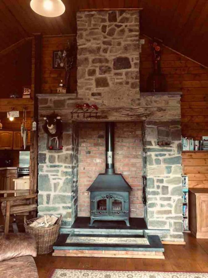 George Cabin - Log Cabin In Wales With Hot Tub Ньютаун Экстерьер фото