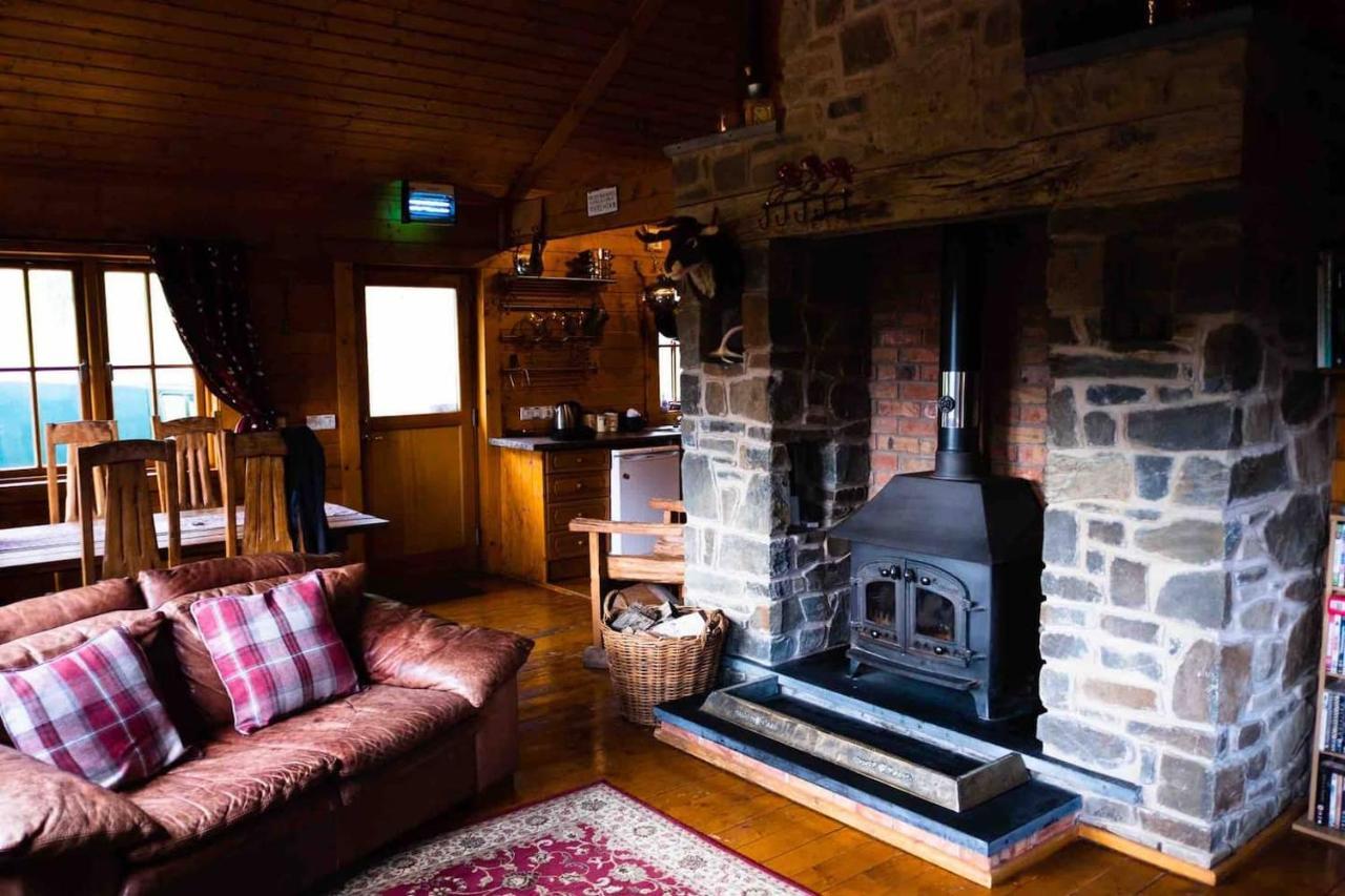 George Cabin - Log Cabin In Wales With Hot Tub Ньютаун Экстерьер фото